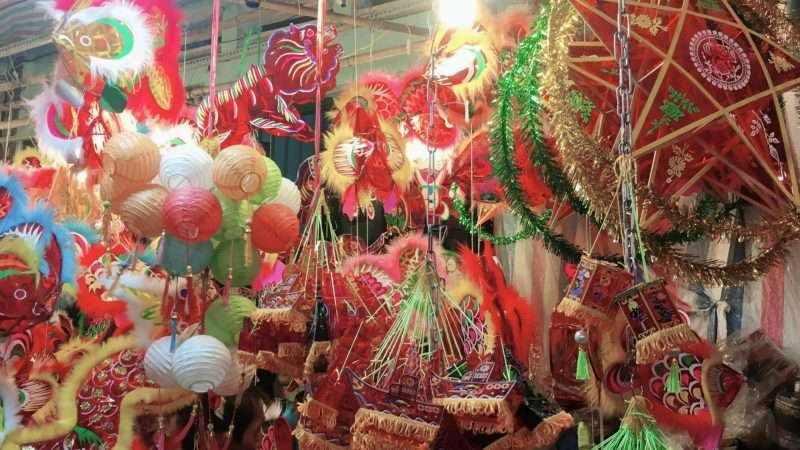 Nhộn nhịp phố lồng đèn lớn nhất Sài Gòn mùa Trung Thu 2022