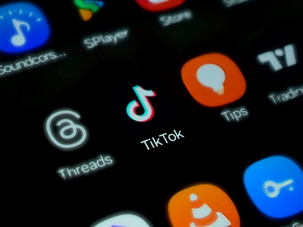 Tốc độ phát triển thần tốc của TikTok và câu hỏi về hành lang quy định