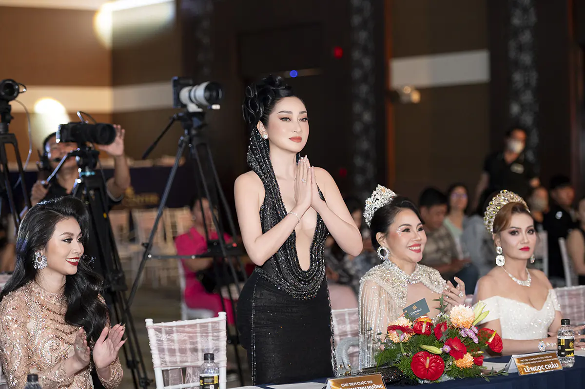 Hường Phạm – Trưởng Ban giám khảo tận tâm của Cuộc thi Hoa hậu Diva Doanh nhân Việt Nam Quốc tế toàn cầu 2025