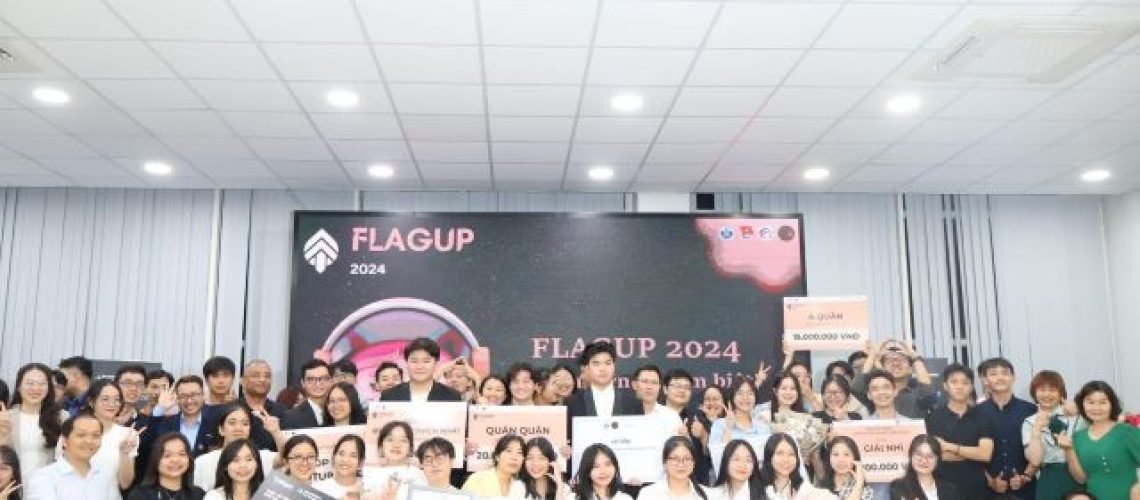 Doanh_nhan_khoi_nghiep_Flagup_2024_05