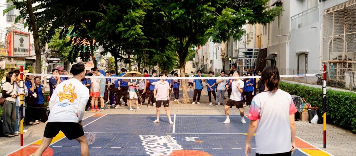 Doanh_nhan_khoi_nghiep_Tiep_nang_luong_bung_suc_tre