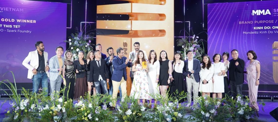 Phu_nu_hien_dai_MMA_Impact_Vietnam_Giai_thuong_SMARTIES_Vietnam_2024_2a