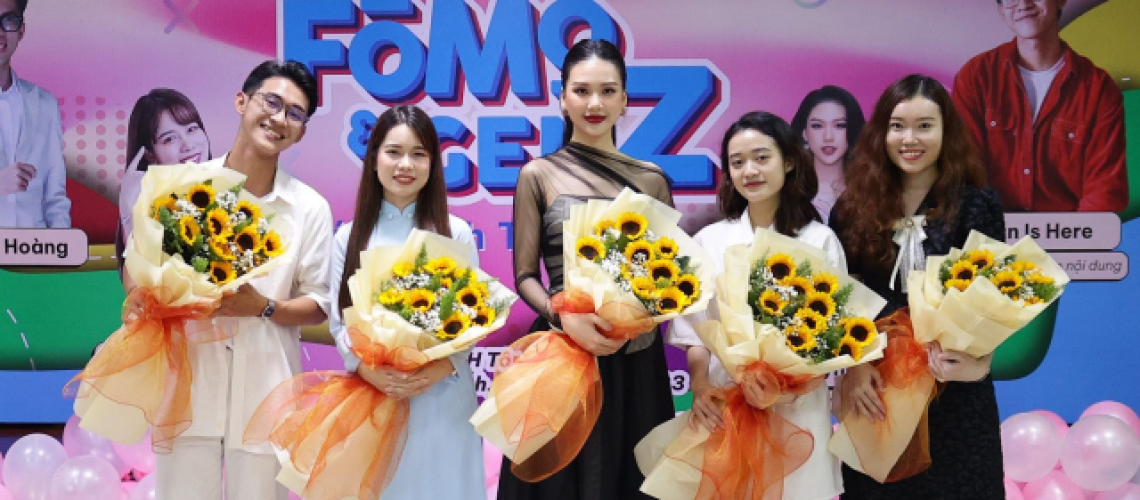 Siêu-mẫu-quốc-tế”-Bùi-Quỳnh-Hoa-2-e1685418862567