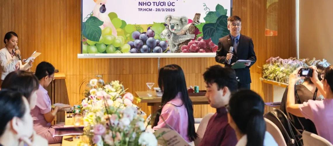 doanh_nhan_khoi_nghiep_nho_tuoi_Australia_tai_viet_nam_02