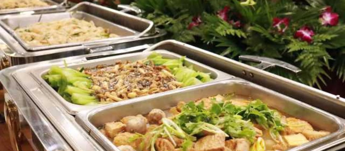 h02 - Buffet chay duoc che bien tu nguyen lieu thuan chay tuoi ngon