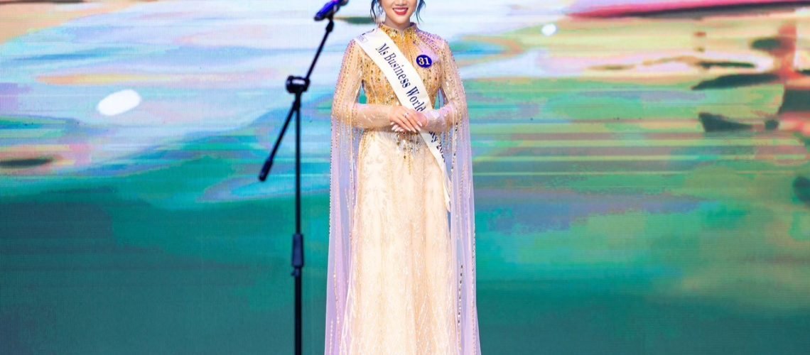 phunuhiendai-Maggie Quỳnh Nguyễn-4